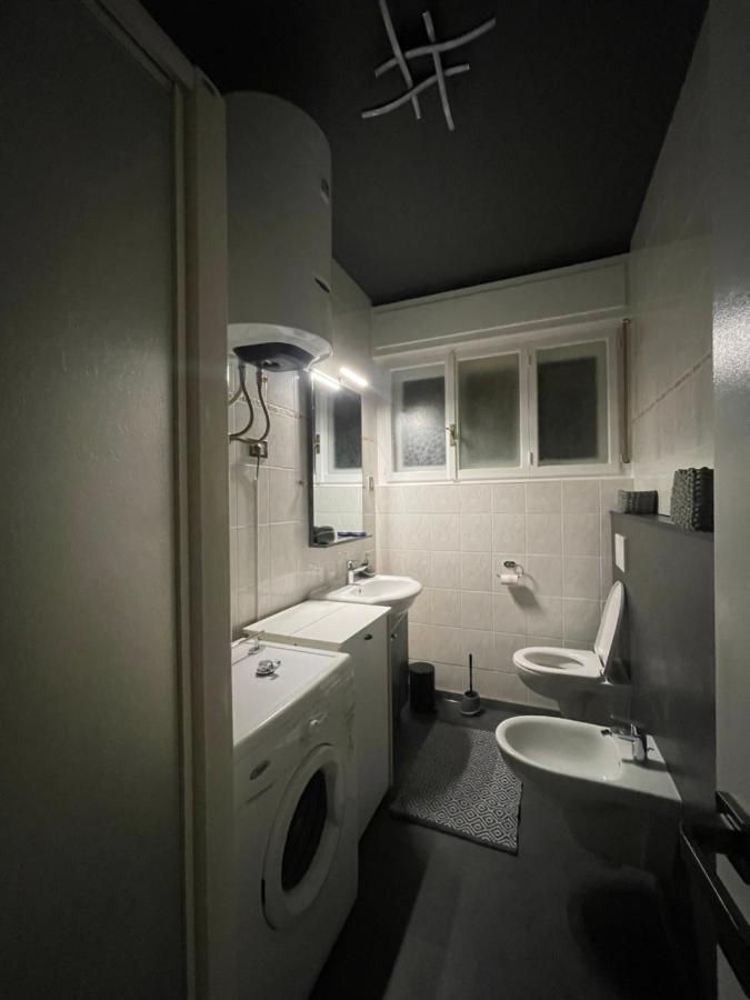 Sunway Apartment Триест Экстерьер фото