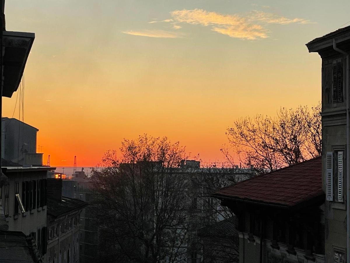 Sunway Apartment Триест Экстерьер фото